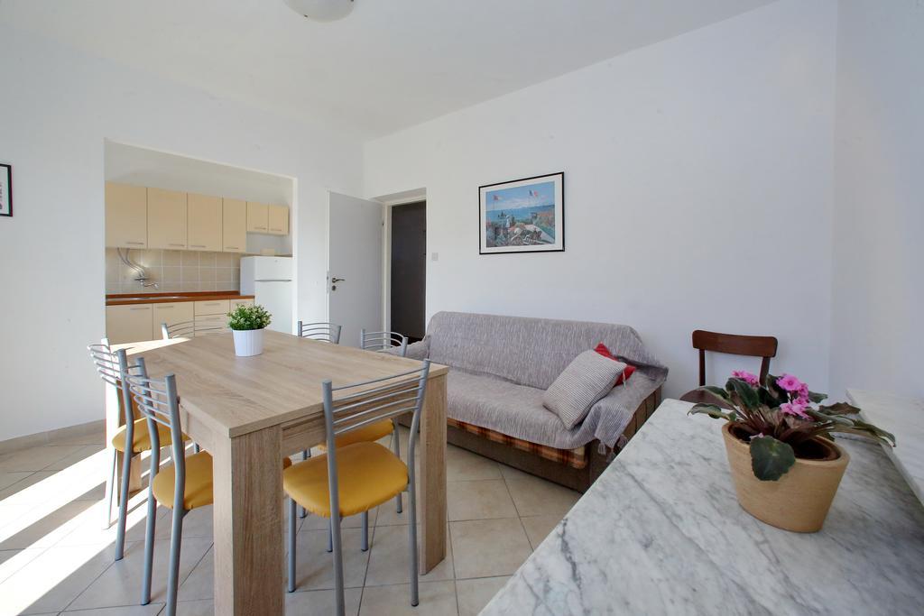 Apartman Nana Mija Apartment Pag Town Bagian luar foto